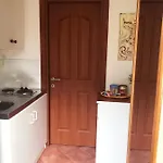 V57 Oktogon * Budapest